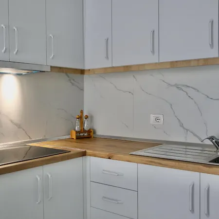 Apartment Sol Golem