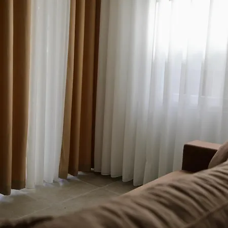 Sol Golem Apartment Golem (Tirana)