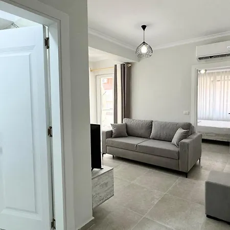 Sol Golem Apartment Golem (Tirana)